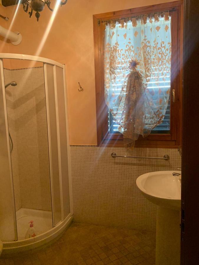 B&B Dal Fiocinino Комаккьо Экстерьер фото